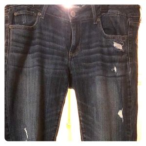American Eagle distressed  jeans size 12 reg